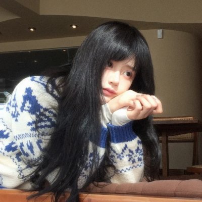 暗红